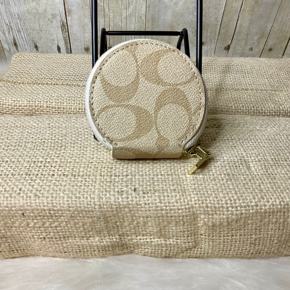 Circular Coin Pouch Bag Charm In Signature Canvas Signature - Picture 4 of 4
